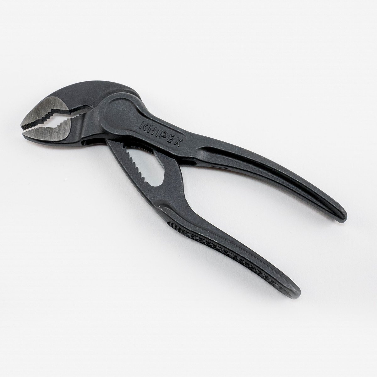 kc_tool's tweet photo. Cobra XS! It's Here! In stock! Order today!
https://t.co/CjhZyuw2QU
#kctool #kctoolcrew #knipex #knipextools #cobra #cobraxs #xs #small #knipexgang #knipexpliers #cobrapliers #madeingermany #germantools #toolsmadeingermany #sexy #sexytools #tinytools #tiny #cute #cutetools https://t.co/bc23imnTJT