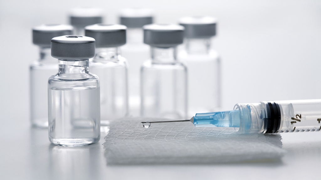 Two #COVID19 #vaccine candidates, one from #China and the other from the #UK, have proven safe for humans and produced strong immune reactions among patients involved in two separate clinical trials, the Lancet medical journal announced on Monday.

more: bit.ly/3hjBC8F