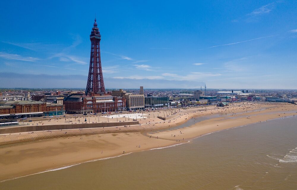 STANSelections's tweet photo. Blackpool’s tourism industry has reopened – with around 150 businesses already signed up to a new COVID-Safe industry standard.

https://t.co/Rkmq6oG8b6 https://t.co/JfoVhQZmFG