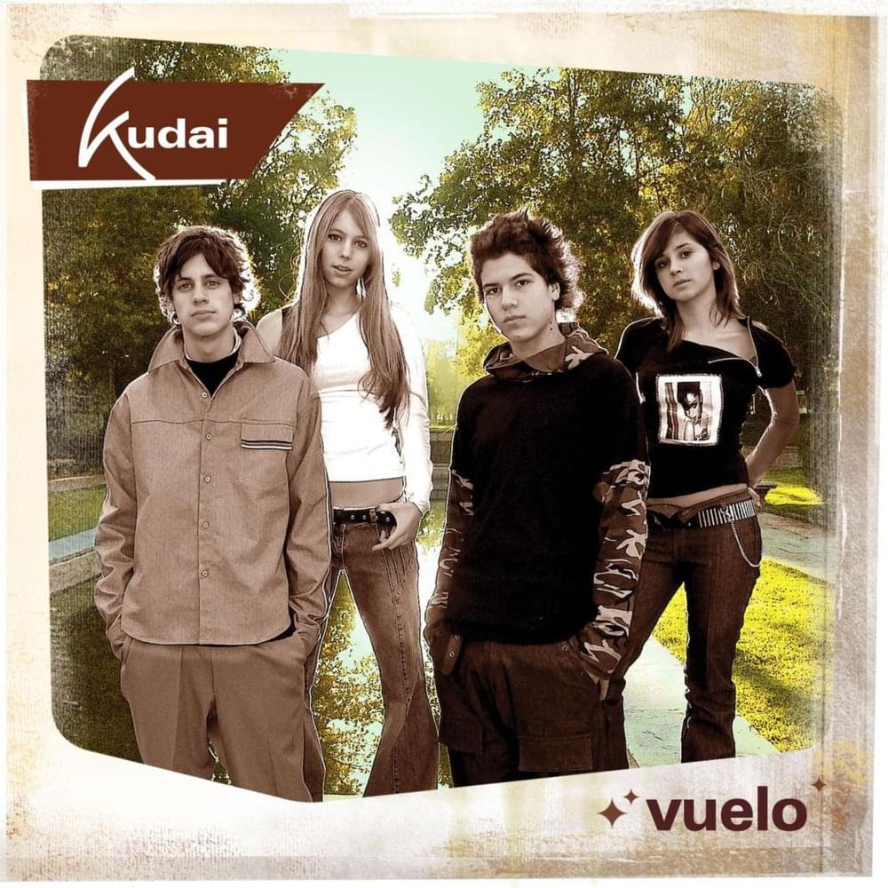 efervescentefm's tweet photo. #SinDespertar de @kudai fue un HIT del 2004 que traspasó naciones, continentes, convirtiéndolos  en el grupo pop chileno más famoso de las últimas décadas y es parte de nuestro podcast #RandomTracks EP.2: Canciones pop chilenas. Escúchalo aquí: https://t.co/mcVjLoOjgS #kudai #pop https://t.co/5qCckUk8Gp