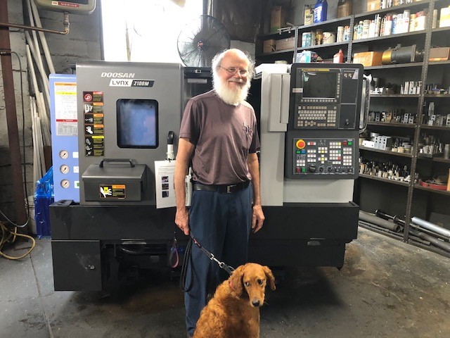 PMToolSolutions's tweet image. Out with the old and in with the new during the Dog Days of Summer... a brand new Lynx 2100M just delivered! #doosancnc #machinegreatness