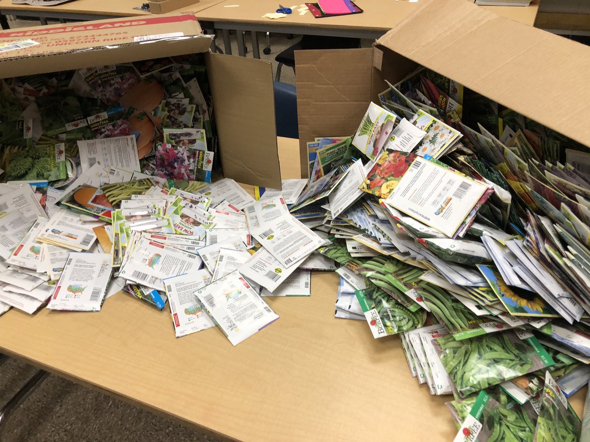 MagnetCoveFFA's tweet photo. Thank you so much to @Walmart  of Malvern for donating all of their after season seeds to our program!! We appreciate this so much. https://t.co/eRaAdJlwn4