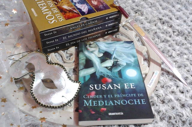 BabelT's tweet photo. Cuento perverso: Cinder y el príncipe de Medianoche https://t.co/q1CwQ4VRXI
#retelling #Cinderella #SusanEe @OceanoGTravesia https://t.co/unKo5ACs9S