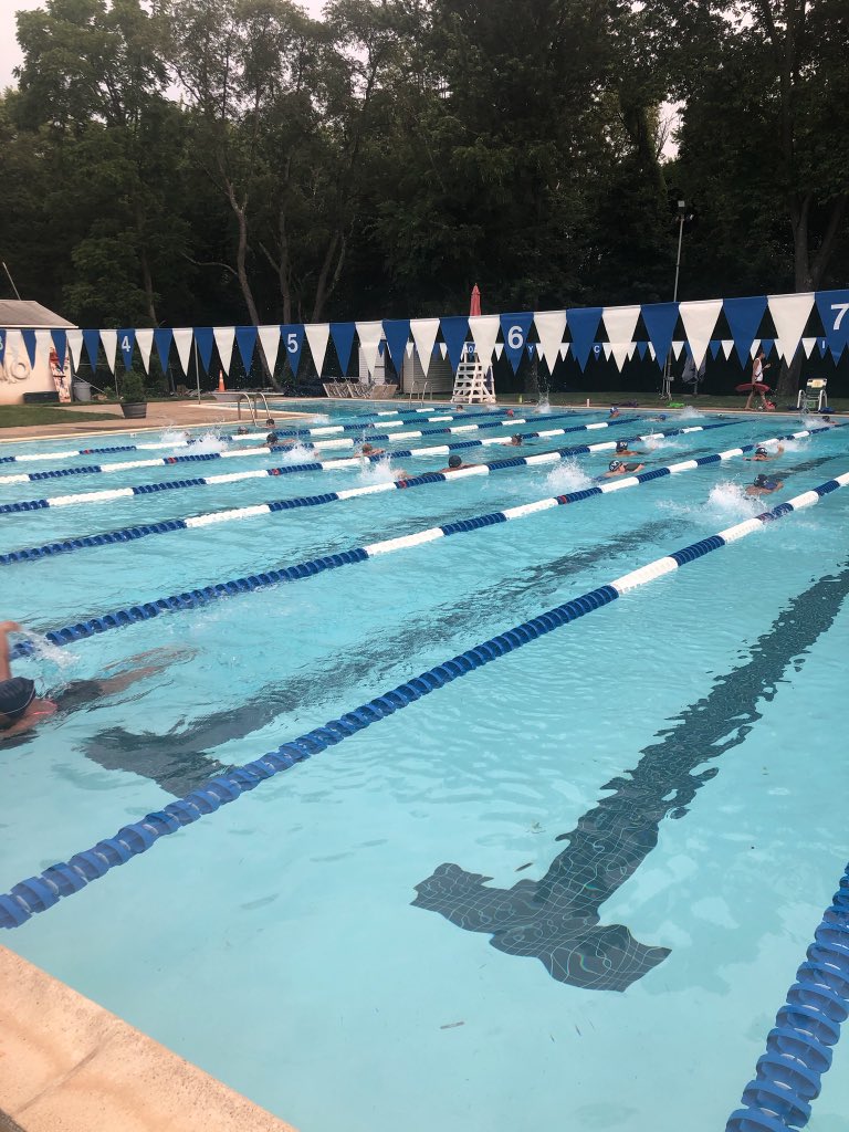 dsr825's tweet photo. The sights and sounds of Week 5 with #teamSVY #sdsquad #analogalltheway @swimswamnews @SwimmingWorld @usaswimming @speedousa @gscymca https://t.co/XfWYtuhyrI