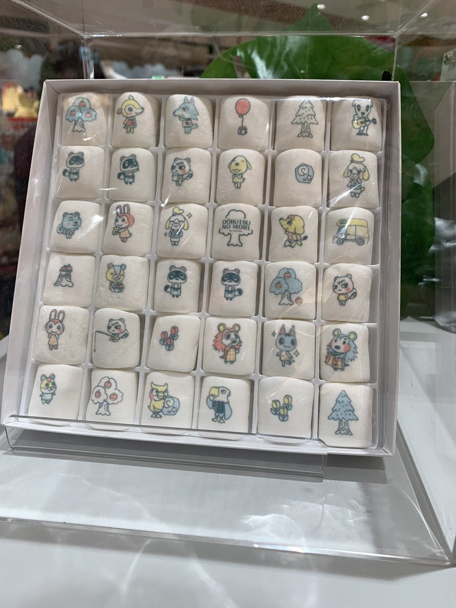 irma_blossom's tweet photo. Tokyo’s Nintendo store ❤️ https://t.co/oLwPFHwz2p