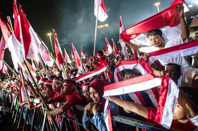 🇮🇩TAYANG KEDAMAIAN
#programfolback 
#AkuPromoter 

Ijin founder : <a href="/TheArieAir/">Arie Dirgantara</a> 

Chief: @tjhinfar21 

Leader : <a href="/sang_tualang/">Jejak Sang Petualang</a> 

Promotor : <a href="/ALONK_555/">ALONK</a> 

Kedamaian adalah keinginan kita bersama,,,mari kita bersama2 wujudkan bukan hanya untuk kita tapi untuk anak cucu kita kelak,,,