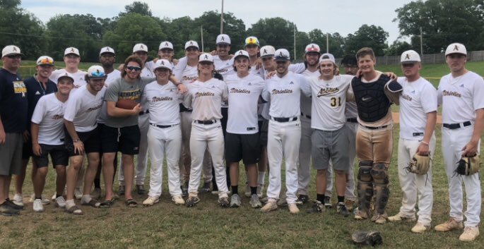 the_luke_mill's tweet photo. Wanna shout out my boys one last time. 36-1 only tells a small part of the story. The ‘20 senior class had so many things taken away from them, but their dedication, drive and work ethic set a standard for years to come. Love these guys. Thank you all for everything. #family https://t.co/zbSvwkKKiu
