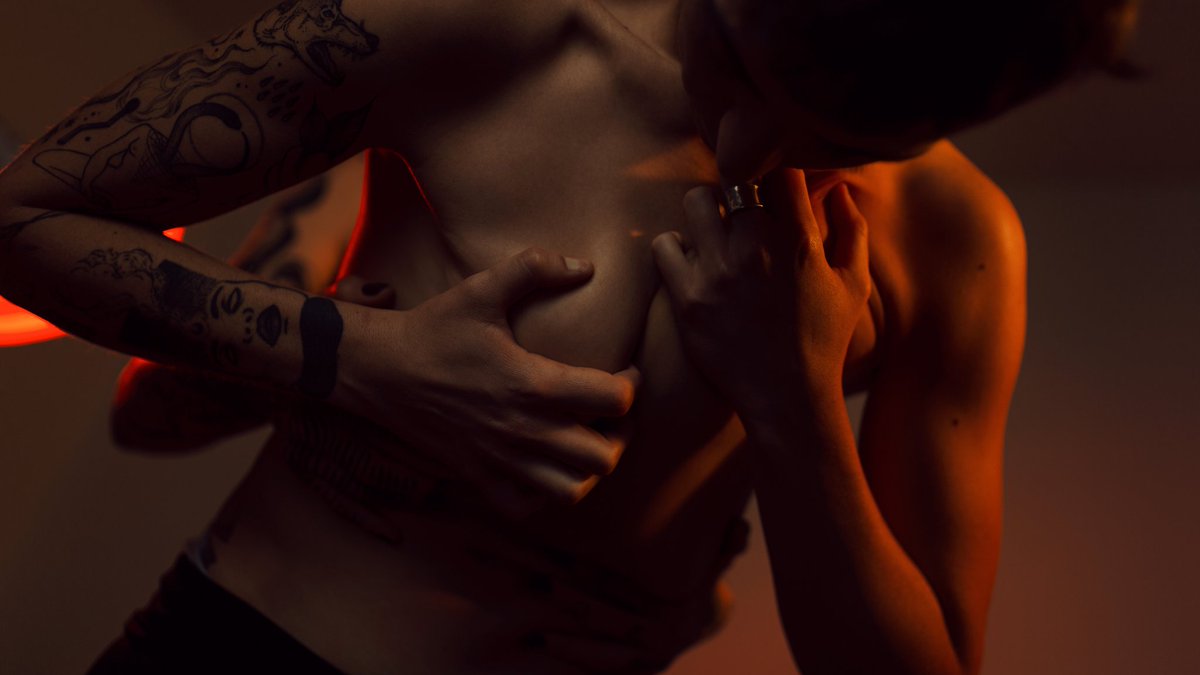 lesgeminix's tweet photo. Gracias @elniniogris por sumar desde tu mirada.
#INFINITY_UNDERCORE #Theportraitpr0ject #Themisterypr0ject #rektmag #art.kaotic #lustcinema #krude #eroticportrait #Erotic #Pornceptual #lesgeminix #subliminalpleasures #luredby #rehabmagazine #nakidmag #submitblasfemia #inkedgirl https://t.co/1dz8AWMmHQ