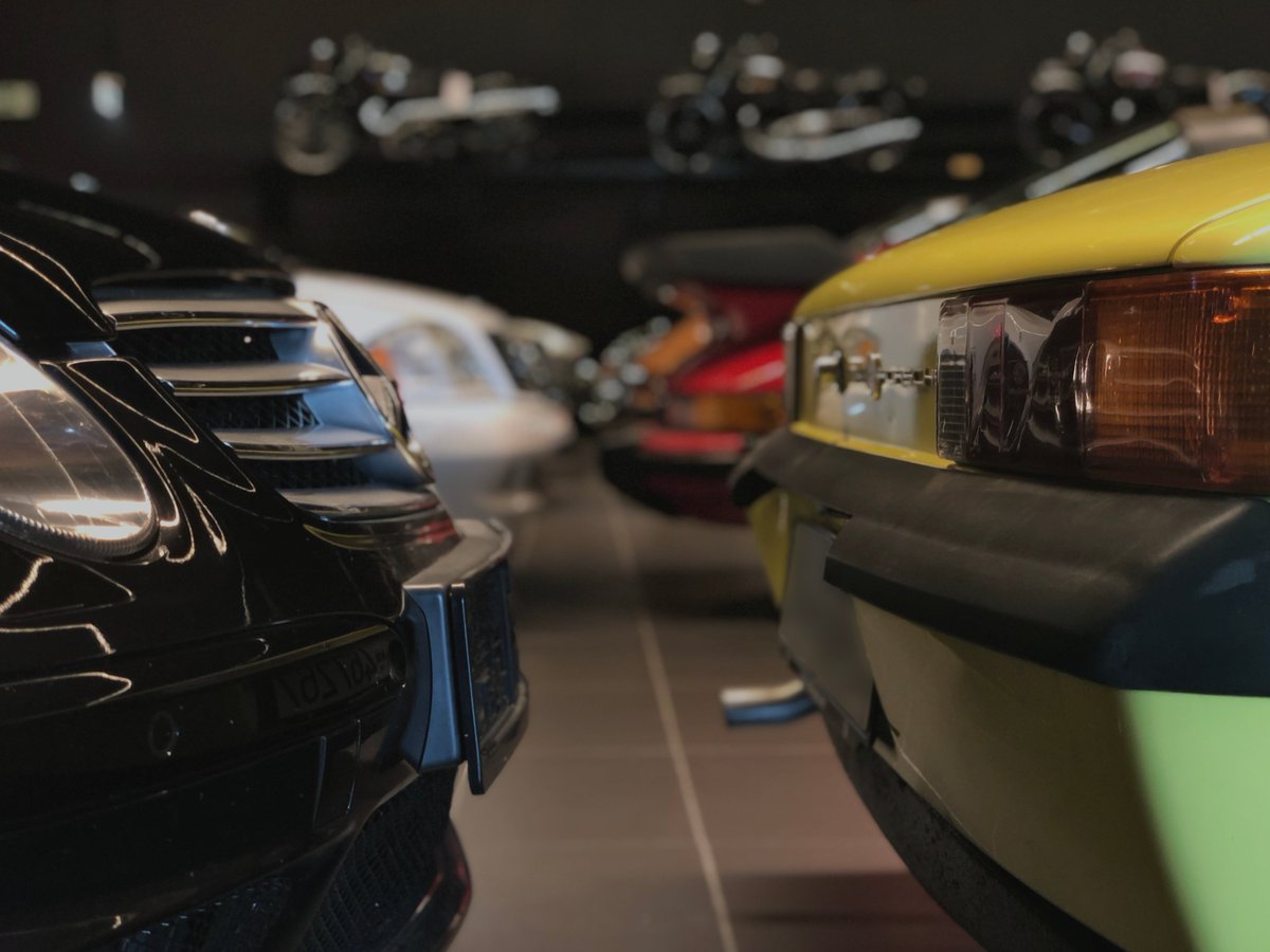 A typical traffic jam in #RuoteDaSogno
-
#classiccars --> ruotedasogno.com