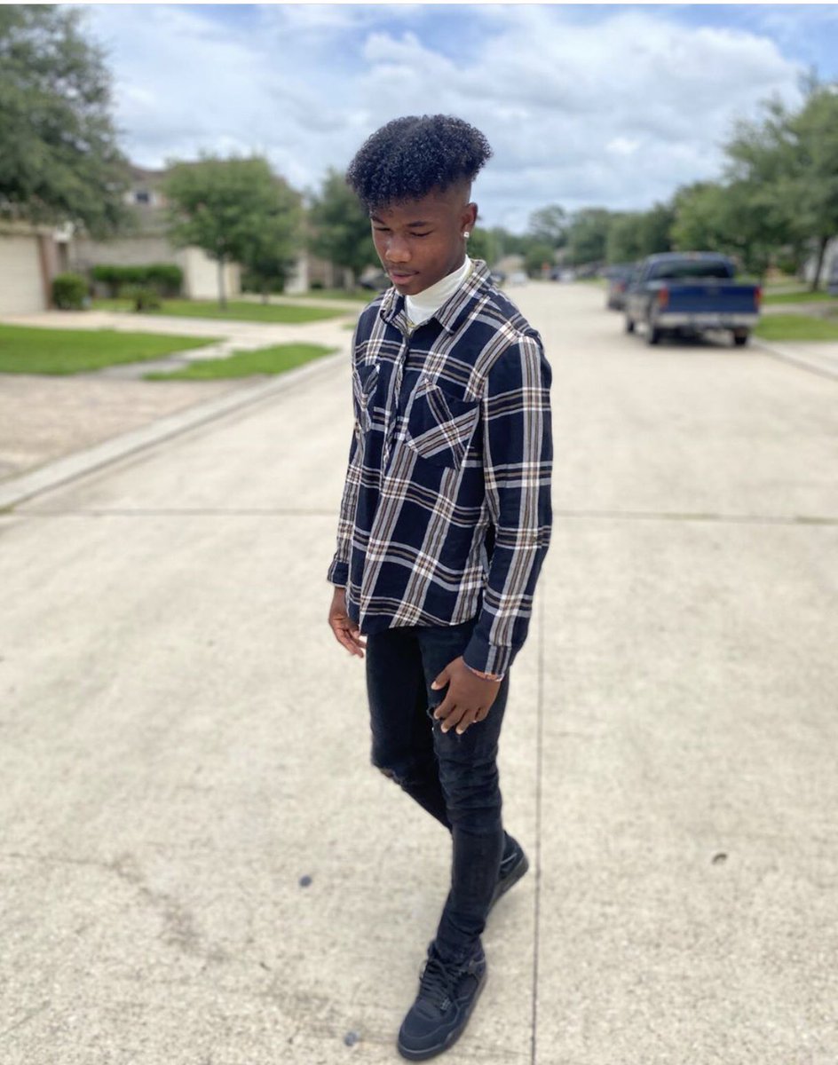 iamkdwiggins's tweet photo. 🗣Happy Birthday to my youngest son @JoshuaKDWiggins Love you‼️ #finally16 #greatkid #JWigg #rarebreed https://t.co/tcCL7gHeiR