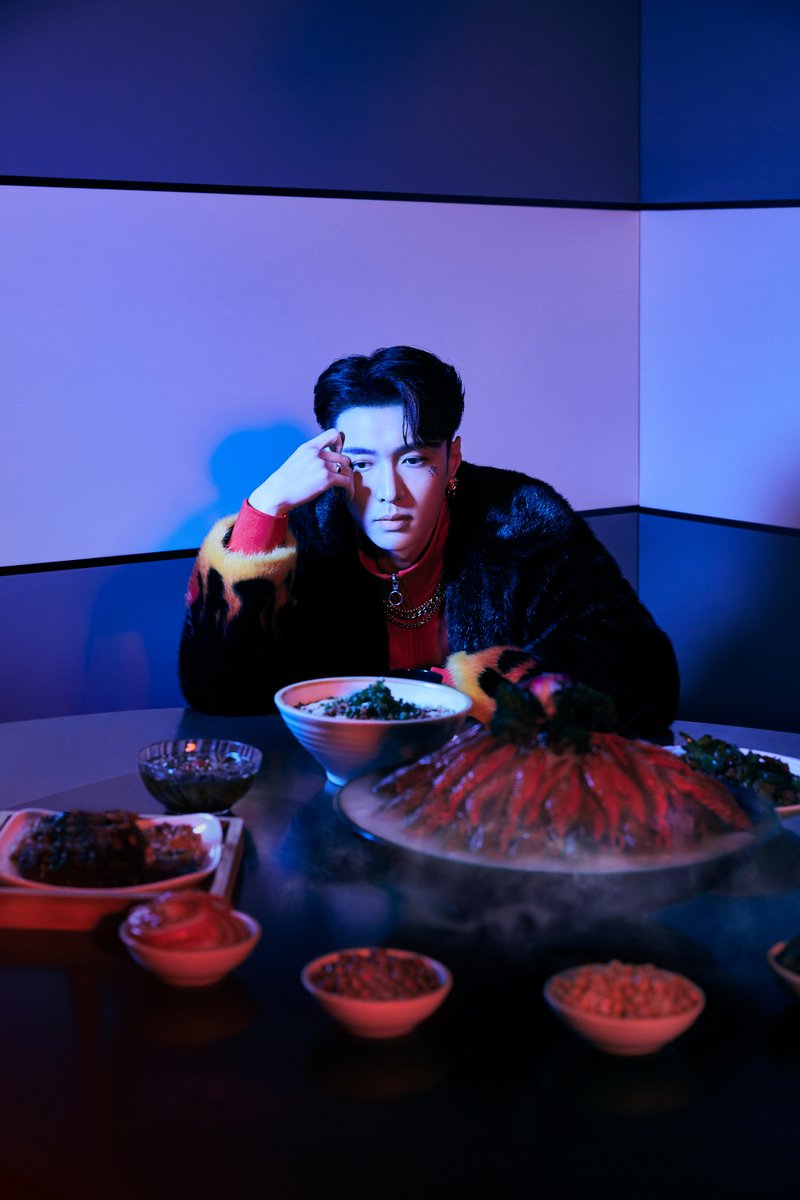 lay_studio's tweet photo. We want to know what your favorite song is off the album from @layzhang! #LIT_LayZhang #IamLIT #WeAreLIT 

LINK TO STREAM ➡️ https://t.co/OEsnnDghDe https://t.co/2TIOxCCW6C