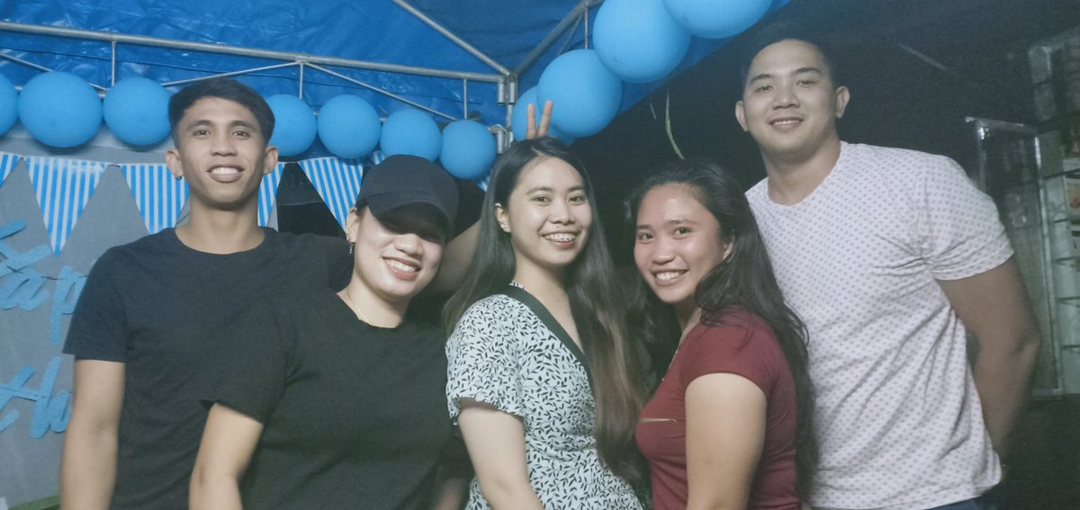 JohnSolomonVil2's tweet photo. After 10years nag kita kita rin😇 https://t.co/IxAC5mv0yh