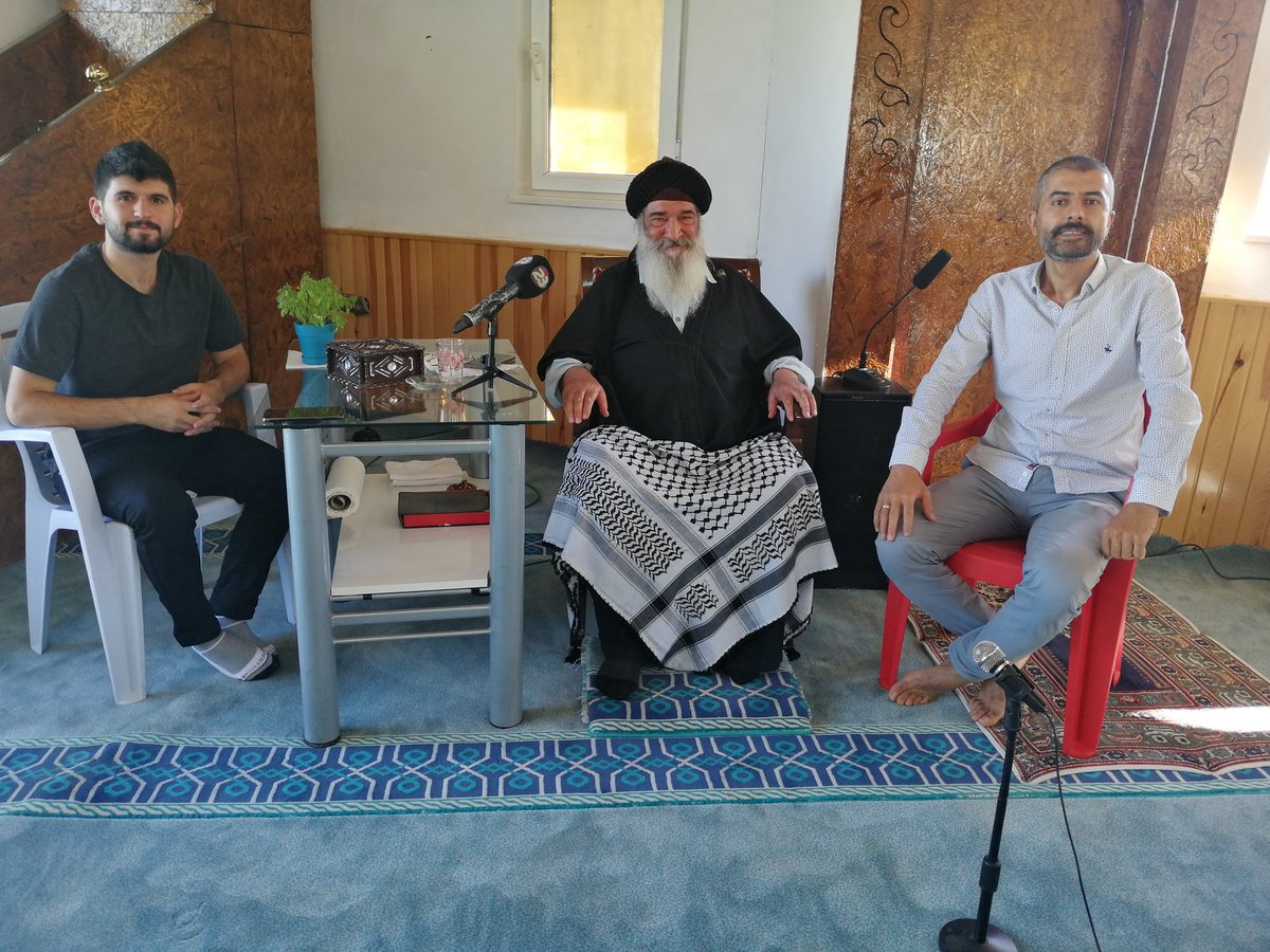 ehitehit2's tweet photo. @ceyhun_gul23 @Saglamuhabir01 @HDKanal23 @muslimgunduz Aczmendi Lideri Sn. Müslüm Gündüz, Uzun Yıllar Süren Suskunluğunu Televizyonumuz Kanal 23'e Bozdu. Haberimiz, 21 Temmuz Salı Günü, Saat 20.00'de...
@Saglamuhabir01 @HDKanal23 @muslimgunduz https://t.co/llCAk0cT8Q