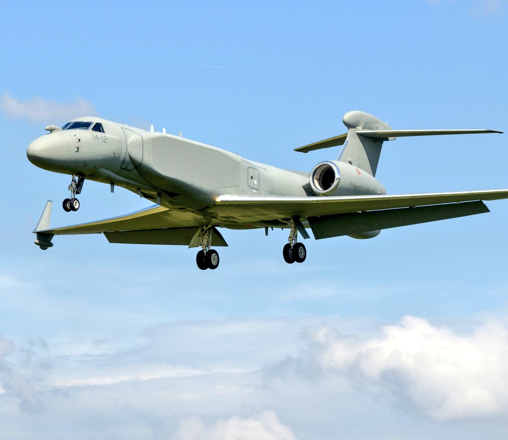 FlMichele69's tweet photo. #ItalianAirForce🇮🇹 is #GulfstreamG550CAEW
#14Wing🦅
Built:🛩🇺🇸📡🇮🇱
Service: 2🛩 2016
Role:
- AEW📡
- BM&amp;C
- ENLIT
- MPA
📡: EL/W2085 AESA
Engines: 2 Rolls&amp;Royce BR710C4-11
Crew: 8
@ItalianAirForce @GulfstreamAero @ILAerospaceIAI  @GuyPlopsky @TrevClark1958 @Chopsyturvey @chinofau https://t.co/7lV4rJvx7g