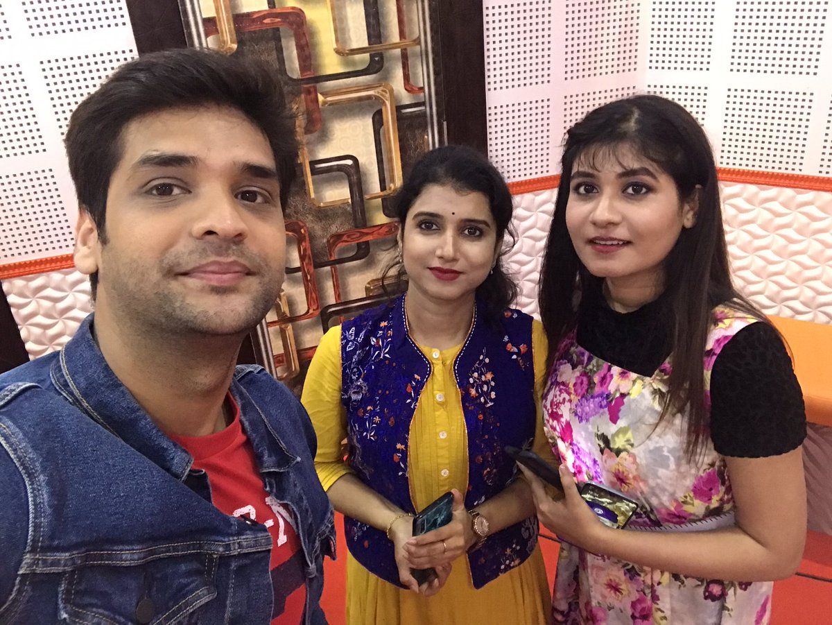 swayammusic's tweet photo. Recorded 2beautiful songs for @tarangtvodisha releasing soon
Amazing composition by #goodli sir https://t.co/s5PJQDtnbc