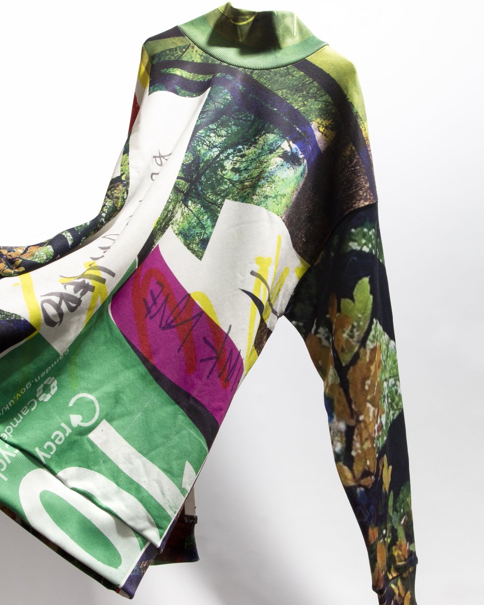 Constructed from recycled materials, this sweatshirt from Marques 'Almeida x <a href="/LOUISEGRAYLONDO/">Louise Gray</a> newest collection is a bold eco-friendly addition to your wardrobe - available online now! bit.ly/32CjL8U

#marquesalmeida #louisegray #hervia #fw20