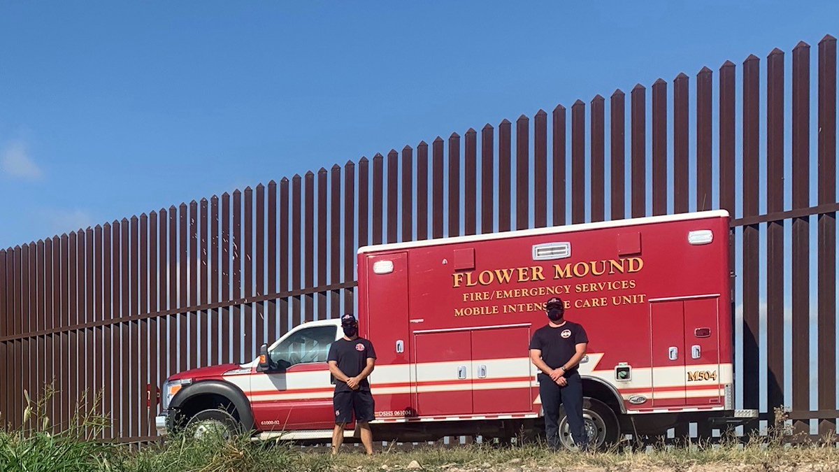 FlowerMoundFD's tweet photo. 𝗗𝗲𝗽𝗹𝗼𝘆𝗺𝗲𝗻𝘁 𝗨𝗽𝗱𝗮𝘁𝗲
The 🚑 crew deployed to Hidalgo Co demobilized this morning and is headed home!  FMFD has had firefighter/paramedics there since July 1, where they responded to over 100 EMS calls.  
The crew at the #Gate5Fire has demobilized this morning too. https://t.co/zujNAq8yzZ