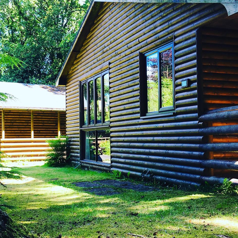 TheHolidayCots's tweet photo. Ruthern Valley Holidays offers a choice of holiday lodges &amp; bungalows just outside Bodmin. Sleeping up to 6 people, they are well-equipped, accessible &amp; perfect for exploring Cornwall.
Sleeps 1-6
https://t.co/NF2r7l9ydw
#Ruthernbridge #Bodmin #Wadebridge #Cornwall #Holiday https://t.co/UV2XoAxHAV