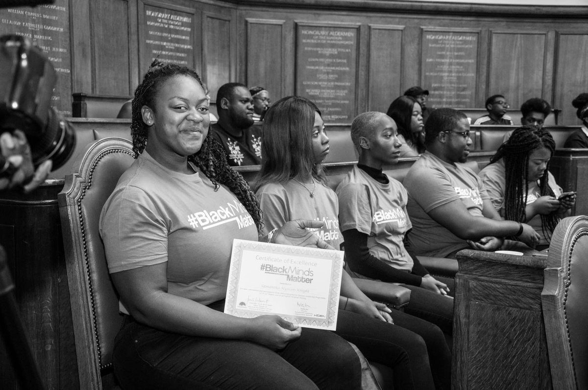 Giving a helping hand to our future leaders and empowering them to take charge of the change and improvement that they want to see. 🔥☀️💦🌳⁣⁣ #blackmindsmatter #change #wellbeing #blm #leadership #thinkiing #mentalwellbeing #unity #love