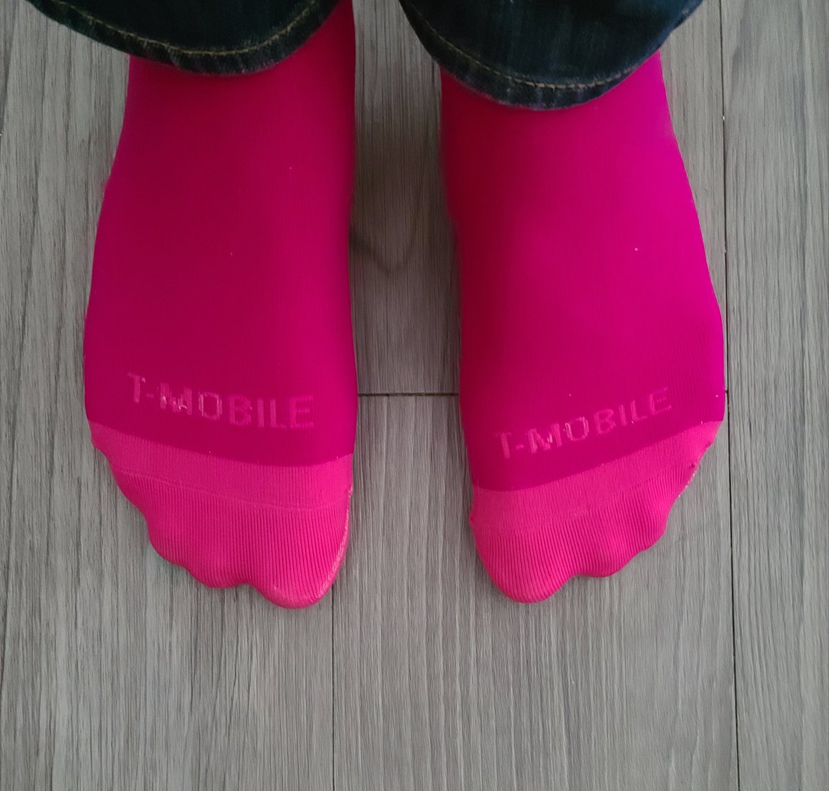 saindonct's tweet photo. Sometimes you just have to trust that your feet know the right path. 🧦

I just didn't expect my feet to be so stylish! 😉🧐🤣

#MondayMotivation #MondayThoughts #TMobile #WeWontStop #AreYouWithUs #WestIsBest #BAMily #Style https://t.co/HdkB648R89