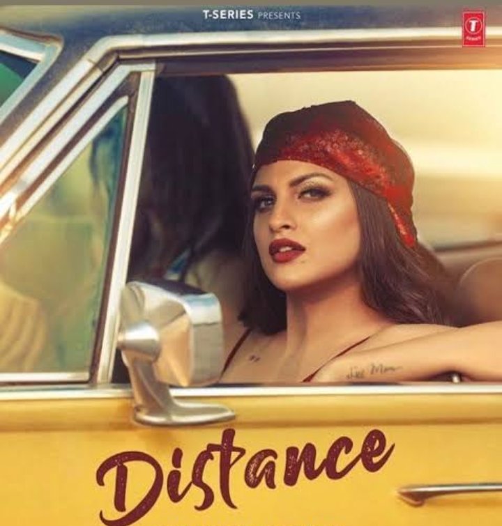 Sensual11640697's tweet photo. Which MV was better 

RT for #ShehnaazGill :- kurta pajama

Like for  #HimanshiKhurrana :- distance 

#KurtaPajama #Distance #AsimRiaz #SidharthShukla #AsiManshi #SidNaaz. https://t.co/1TnEZBeQ7I