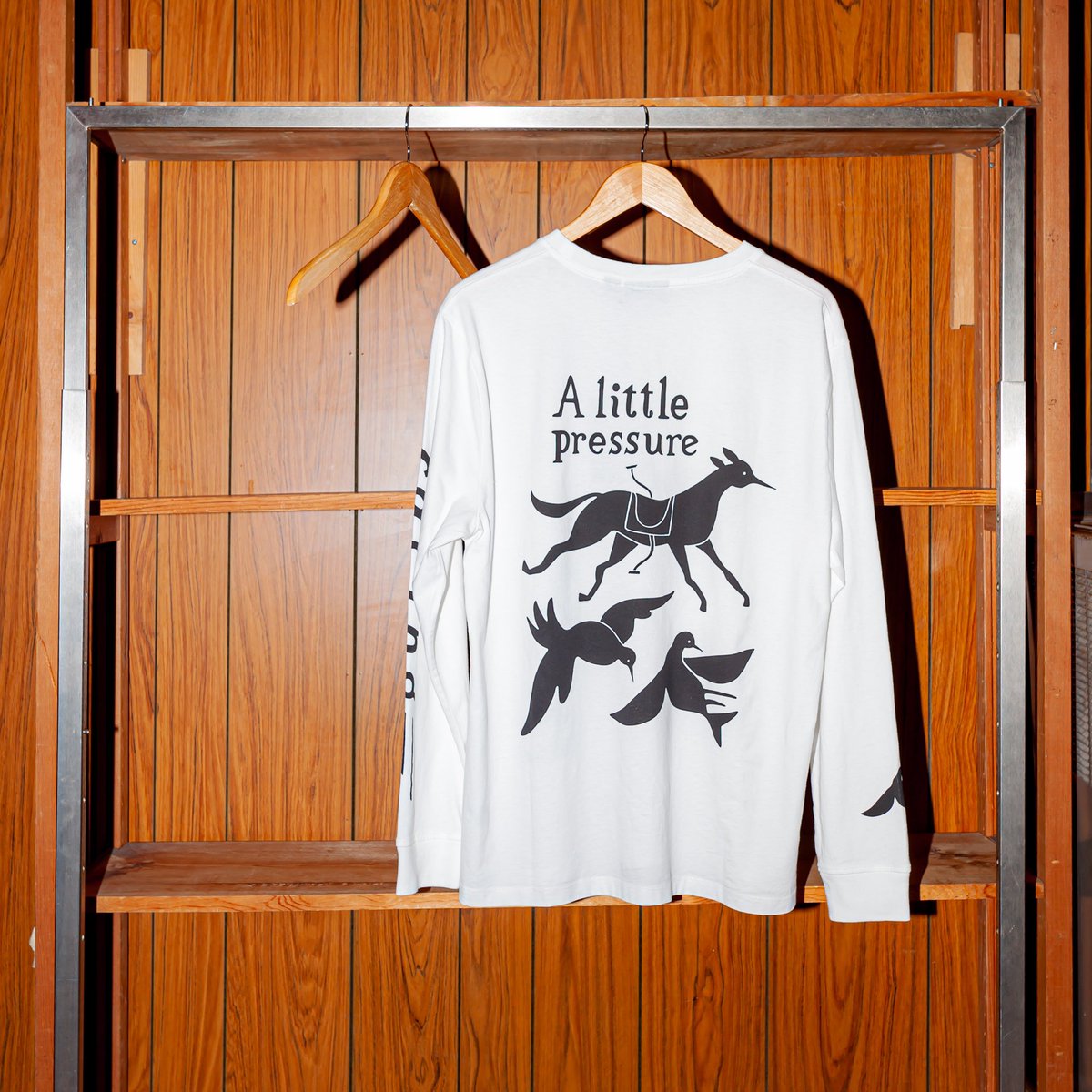 _AugustShop's tweet photo. Piet Parra, a self-made artist and musician, has released his newest offerings for the Spring/Summer seasons.

Dig into his new collection now, available both in-store and online at https://t.co/YWsjyYS8Ty 

#August #AugustShop #Parra #PietParra https://t.co/bMh3lHKN5l