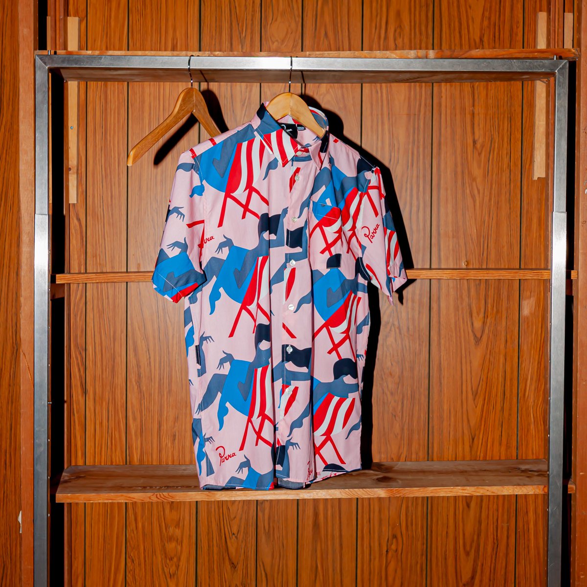 _AugustShop's tweet photo. Piet Parra, a self-made artist and musician, has released his newest offerings for the Spring/Summer seasons.

Dig into his new collection now, available both in-store and online at https://t.co/YWsjyYS8Ty 

#August #AugustShop #Parra #PietParra https://t.co/bMh3lHKN5l