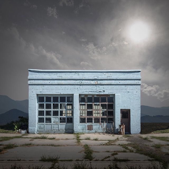 Ed Freeman . 
Interesting life. Folk guitarist and classical lutenist , road manager on the last Beatles tour and composer of  orchestral arrangements for Carly Simon and Cher, produced over two dozen albums including Don McLeans American Pie!  and Photograher !