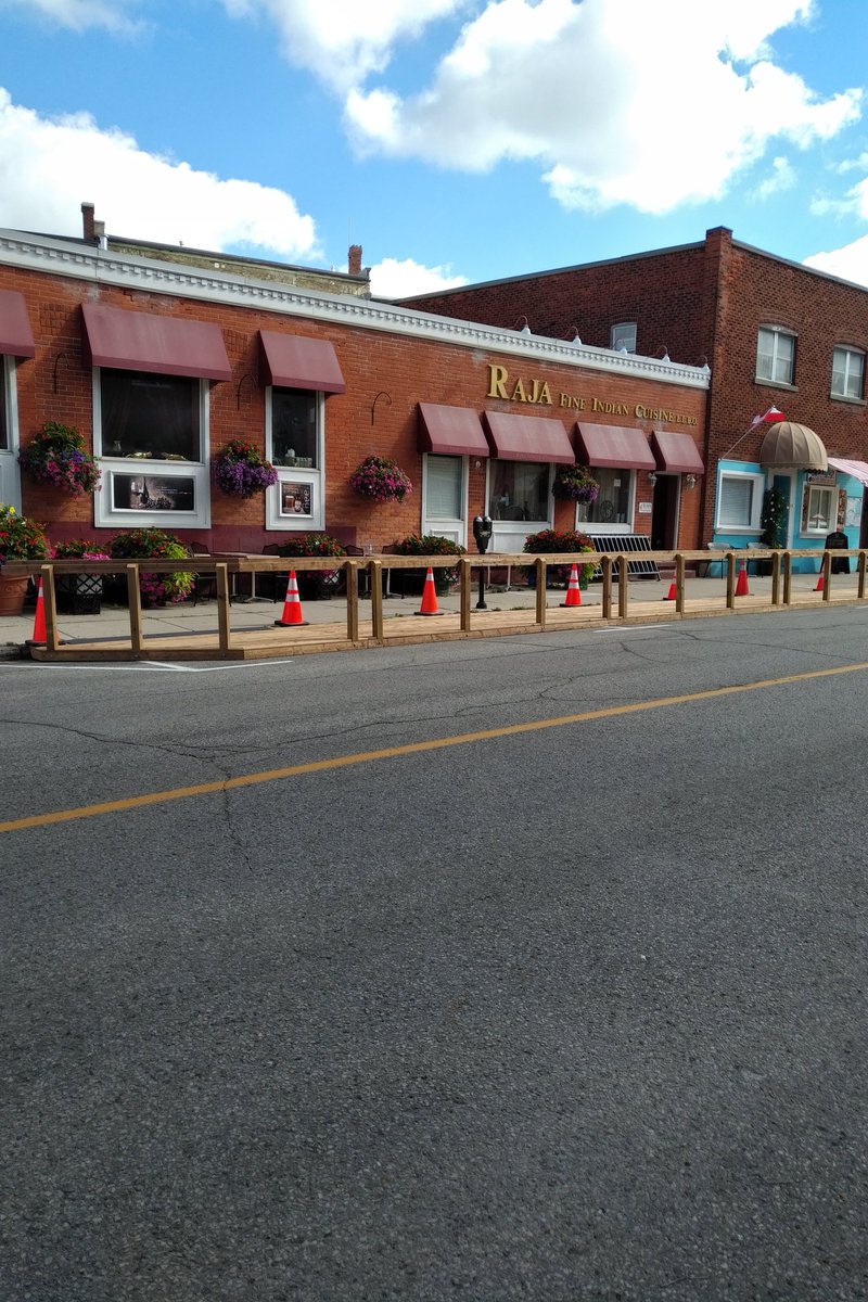 John_Kastner's tweet image. Two more @StratfordON restaurants got causeways today and can expand their patios  Raja and Yummys. Thanks to Stratford Economic Recovery Task Force, Jeffrey Stewart Carpentry, Home Hardware, Stratford Metal.