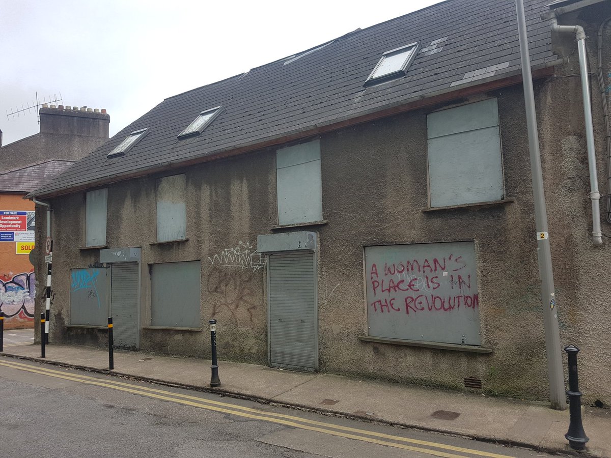 another boarded up old building in  #Corkcity centre, beautiful stonework on the gable end, someone's home, work, play, very sad but least its being used to communicate two powerful urgent messages  @savecorkcity  #heritage  #equality  #homeless  #nature  #socialcrime  #Ireland  #CorkCC