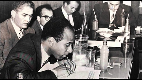QFWWR's tweet photo. July 20th, birthday of Frantz Fanon (1925) A true giant of anti-imperialist struggle but also a much misrepresented figure. We will soon cover both aspects so get reading!

'Everything can be explained to the people on the single condition that you really want them to understand' https://t.co/XedCTwA7oE
