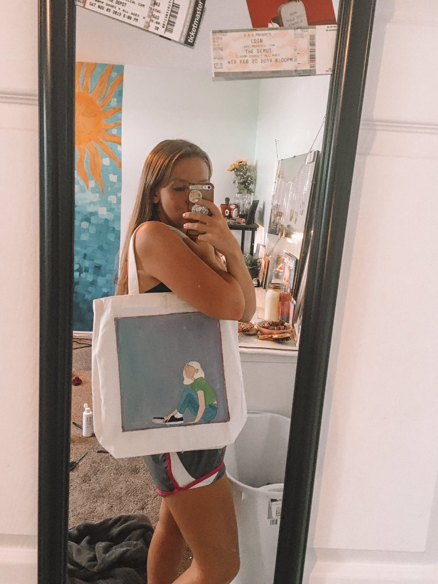 calilovesjulia's tweet photo. ITS FOR SALE! hand painted @juliamichaels canvas tote bag! comes with a free matching scrunchie!
$23 + free shipping! 
i accept paypal and venmo! you can purchase here on twitter, depop, or etsy which will be linked below:)
#juliamichaels #smallbusiness https://t.co/Jafs2cVTnI