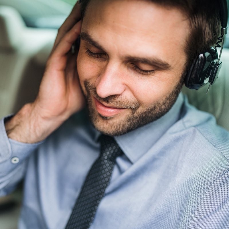 Melodicomtracks's tweet photo. Need a Monday Music pick-me-up?
Whatever the vibe is, we’ve got it.

Listen now at https://t.co/Ej49hvQVqJ #music #librarymusic #musicpromotion #music #musicproducer #Audio #newmusic  #musicbusiness #musicmarketing https://t.co/stNq5A1w6n