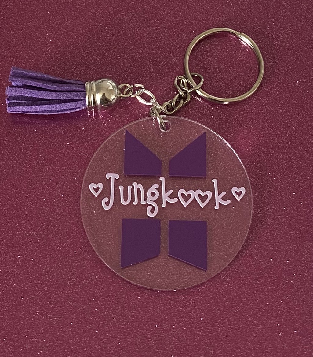 GingerPeachy7's tweet photo. Made a BTS jk acrylic Keyring today!! Can’t wait to do some other shapes and designs! #acrylickeychain #btsvinyl #bts #jk #jungkook #kpop #fanmade #kpopfanmade https://t.co/4PG8kWiiHd