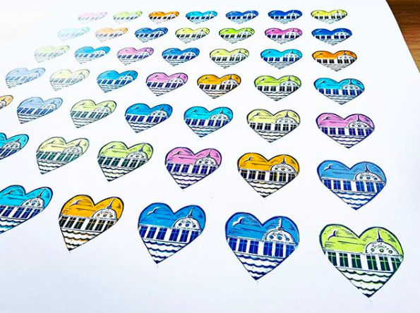 CreativeCrowdNE's tweet photo. Michelle is a printmaker based in #WhitleyBay who runs social enterprise @seaternprint 🌿 Their shop is now OPEN! Take a peak at her wonderful #printwork available on items including tea towels and cards  ➡️ https://t.co/bktS7ZYXAN #NorthEast https://t.co/FfCMSD6EG5