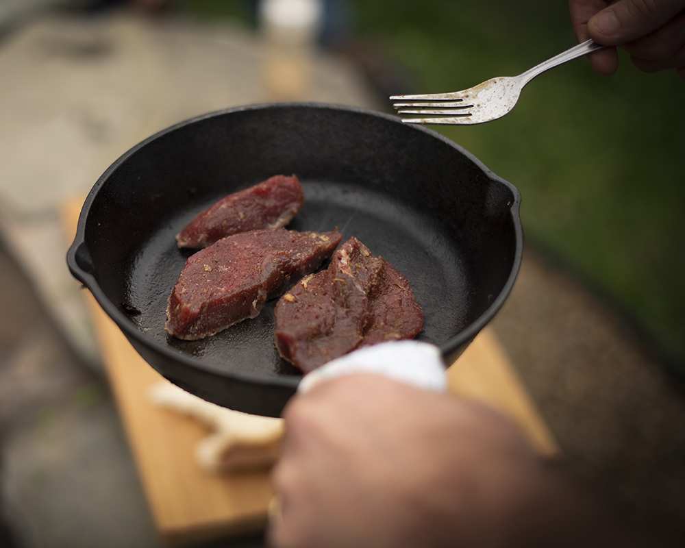 TCArmsCo's tweet photo. Your mouth is watering, isn't it? #tcarms #venison #mmm #mmmvenison #fieldtofork #whywehunt #fillthefreezer #thehuntneverends #tctimeout https://t.co/g3mIFqKHfs