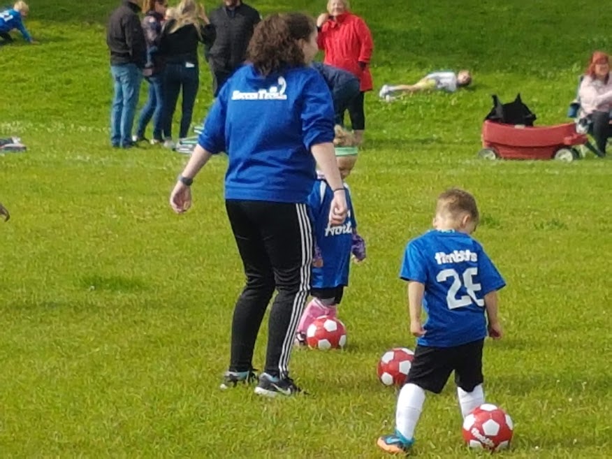 SoccerTechYYC's tweet image. A big thank you to @TimHortons for their support of kids soccer.
#timbits #backheel #backonthefield
@cmsasoccer