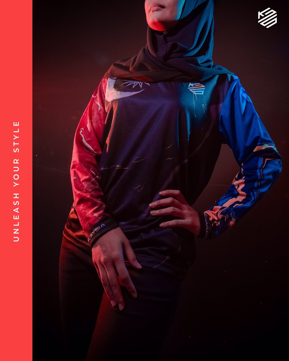 krava_studio's tweet photo. Hey guys
Kids Long Sleeve RM42
Roundneck Long Sleeve RM50
Don’t miss out this opportunity to grab ur EXCLUSIVE TEE. Grab it now 😉 or cry later 😭
DM or WhatsApp 0162002129 (Opie) NOW!
#kravastudio
#kravakravers
#kravers
#wearwithpride
#merdeka
#tanahtumpahdarahku https://t.co/CM5IwOXaFq
