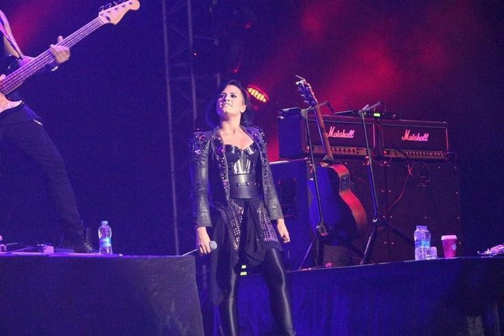 _1D_Demilovato_'s tweet photo. #TurkeyLovesDemi 
16.10.2014
İstanbul Turkey
we miss you https://t.co/foXrDaCINy