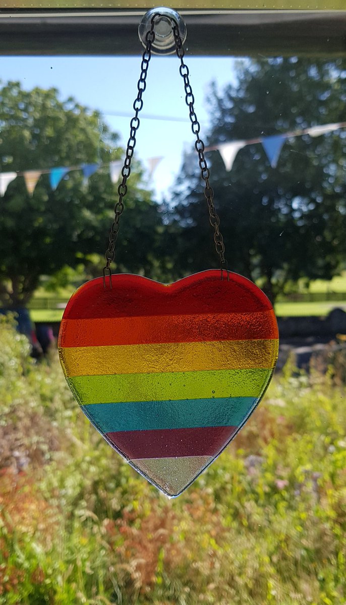 dom_whitting's tweet photo. A touching moment today at work to be given this thank you heart from staff on Wheal Prosper. I am constantly in awe of what they do. It's been an honour and a privilege to support them along with my great @ChaplaincyRcht collegues. @RCHTWeCare @MatronBudds https://t.co/C3lTCgcc4V