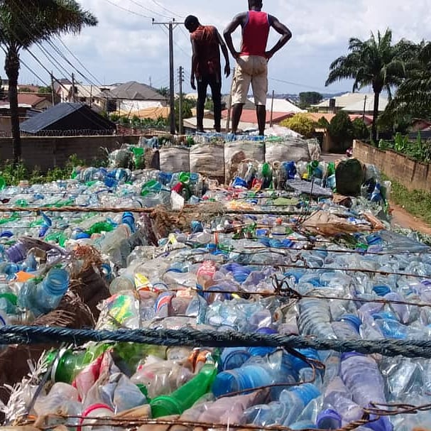 Greenaxisng's tweet photo. Monday motivation:
Nothing is impossible, if you set out to do it. We won't rest until we recover at least 90% of Plastics from the environment.
@Coal_City will go green🌳
#PlasticFreeJuly. #plasticrecycling #greenworld #mondaythoughts #Igbo #Enugu #ReduceReuseRecycle https://t.co/1UfKNIckPk