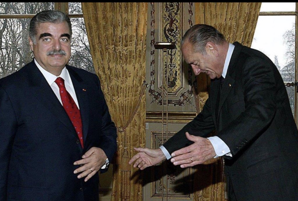 MichelineELKh's tweet photo. ولم يحدث في تاريخ  #لبنان أن انهان السراي الحكومي وفقدت كرسي الرئاسة الثالثة هيبتها كما فعل بها المحتلّ  #حسان_دياب 

رحم ا��له الرئيس رفيق الحريري ولعنة الله على من هابوك فقتلوك https://t.co/fJtV4zbhup