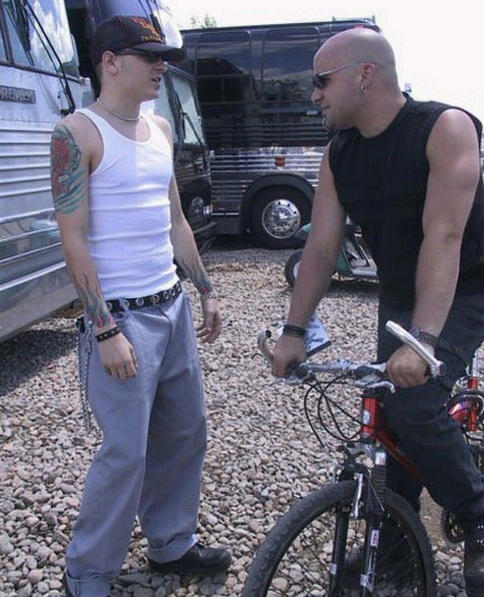 DisturbedFP's tweet photo. It’s hard to believe it’s already been 3 years since we lost Chester. We miss you and we love you! ❤️
#LinkinPark

If you’re struggling and need someone to talk to don’t be afraid to reach out. #YouAreNotAlone #Disturbed 

National Suicide Prevention Lifeline: 1-800-273-8255 https://t.co/WCyXqBxqkY