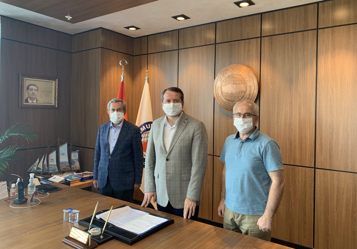 Cumhurbaşkanlığı Sağlık ve Gıda Politikaları Kurulu Üyesi Prof.Dr. Necdet Ünüvar ve  Sosyal Politikalar Kurulu Üyesi Dr. Murat Yılmaz misafirimizdi.

#Covid_19 ve çalışma hayatına yansımasını konuştuk.

Sn.<a href="/necdetunuvar/">Necdet Ünüvar</a> ve Sn.<a href="/myilmaz_67/">Murat Yılmaz</a> ‘a ziyaret için çok teşekkür ediyorum.