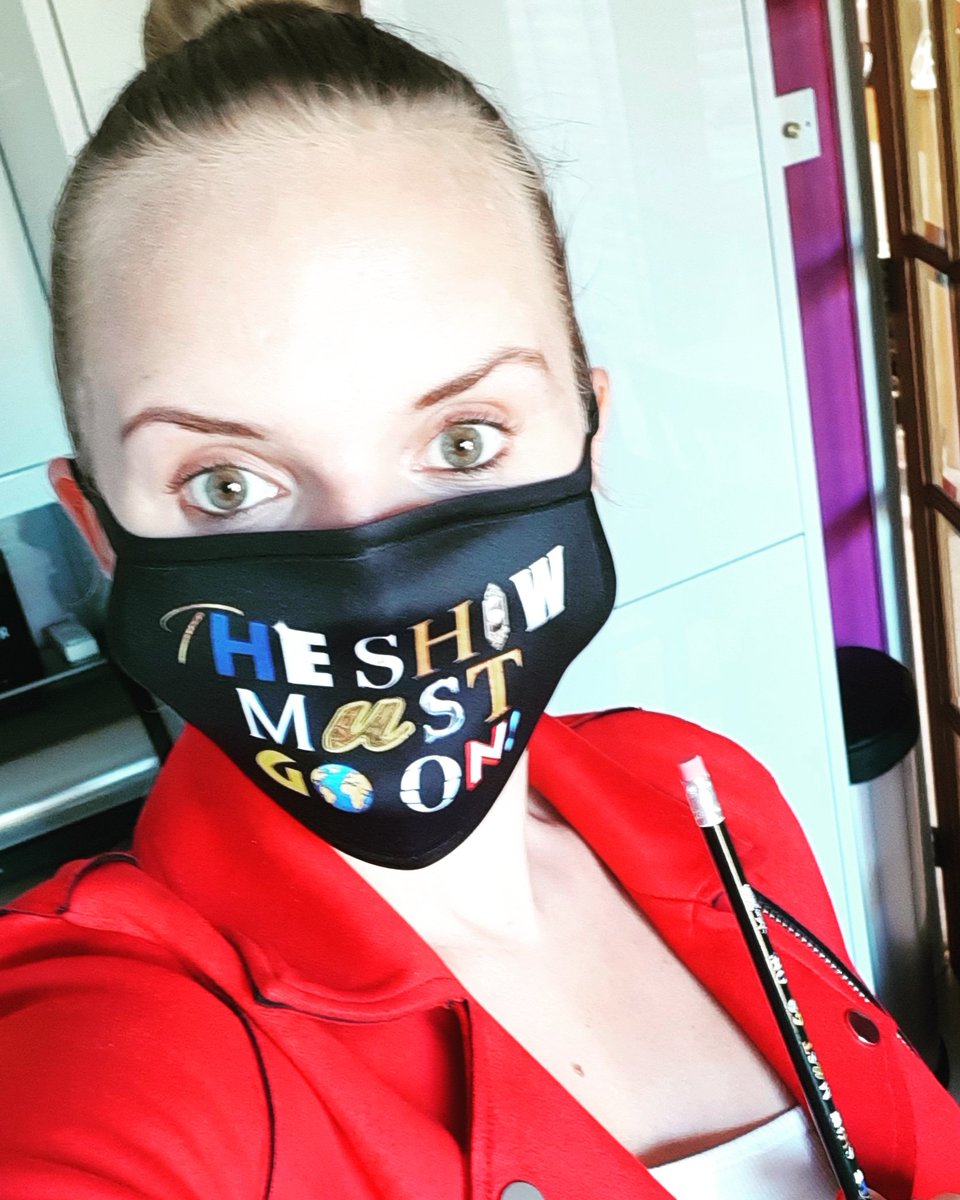 gemmayvonne_'s tweet photo. Ready to write shopping lists & for when masks are compulsory in shops😷📝🛒 while supporting theatres at the same time 🎭 thanks to my latest buys from @theatre_support 🙏🏻 @ActingforOthers
.
#TheShowMustGoOn #OnlyAnInterval #Theatre #WestEnd #charity #lovetheatre #leavealighton https://t.co/ZOeu541z2u