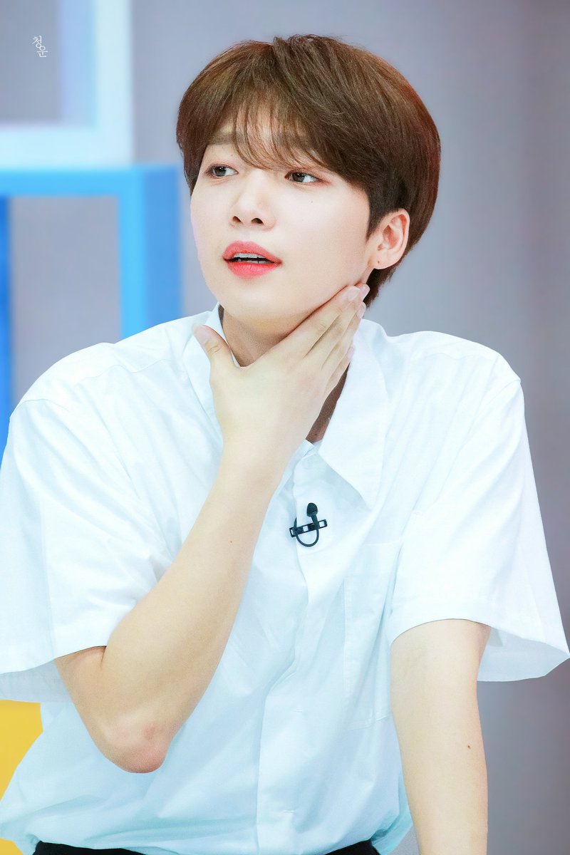 청운 tweet media