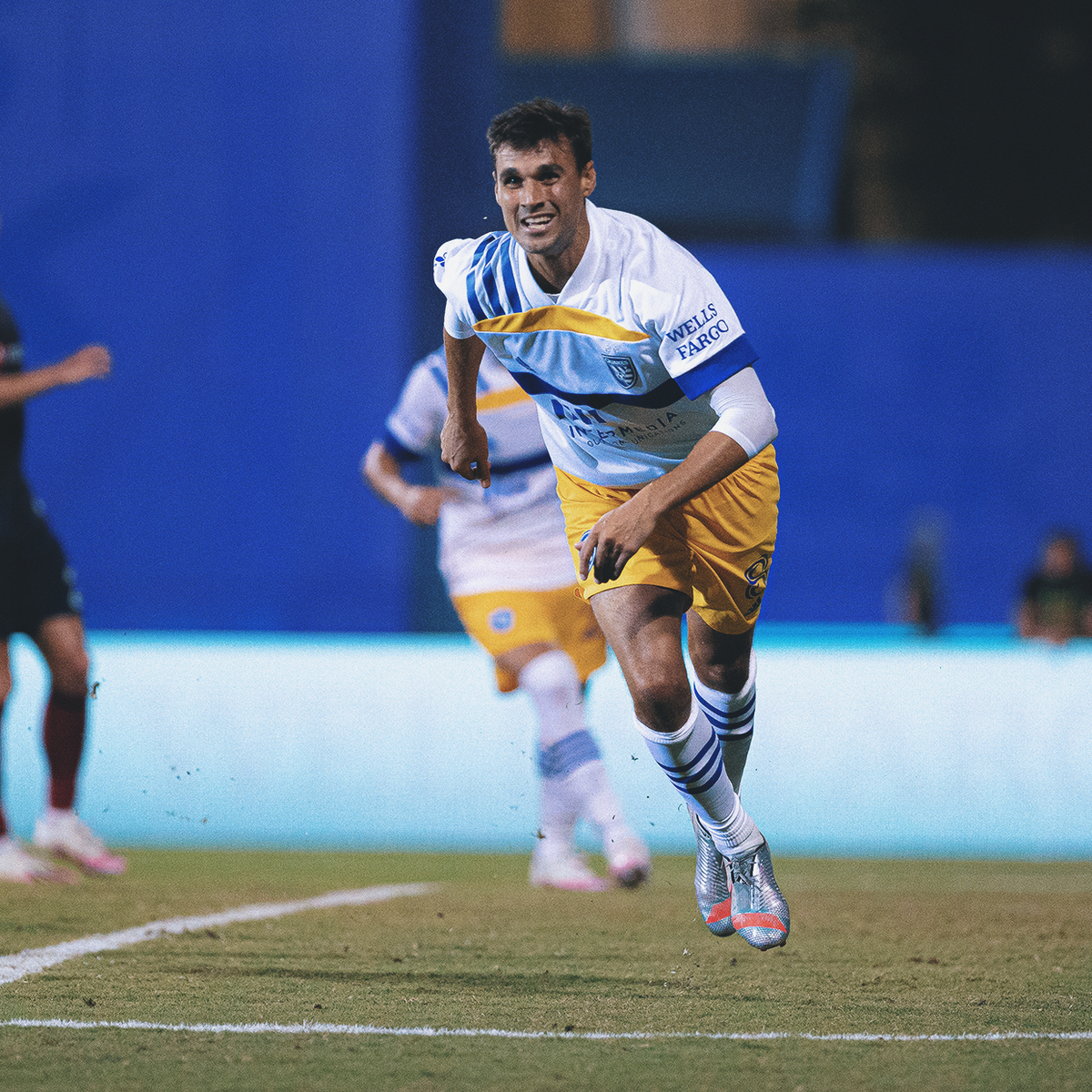 SJEarthquakes's tweet photo. retweet if you want wondo to play forever. https://t.co/ffm4tda1Pa