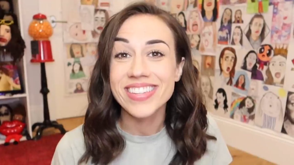 Colleen Ballinger. 