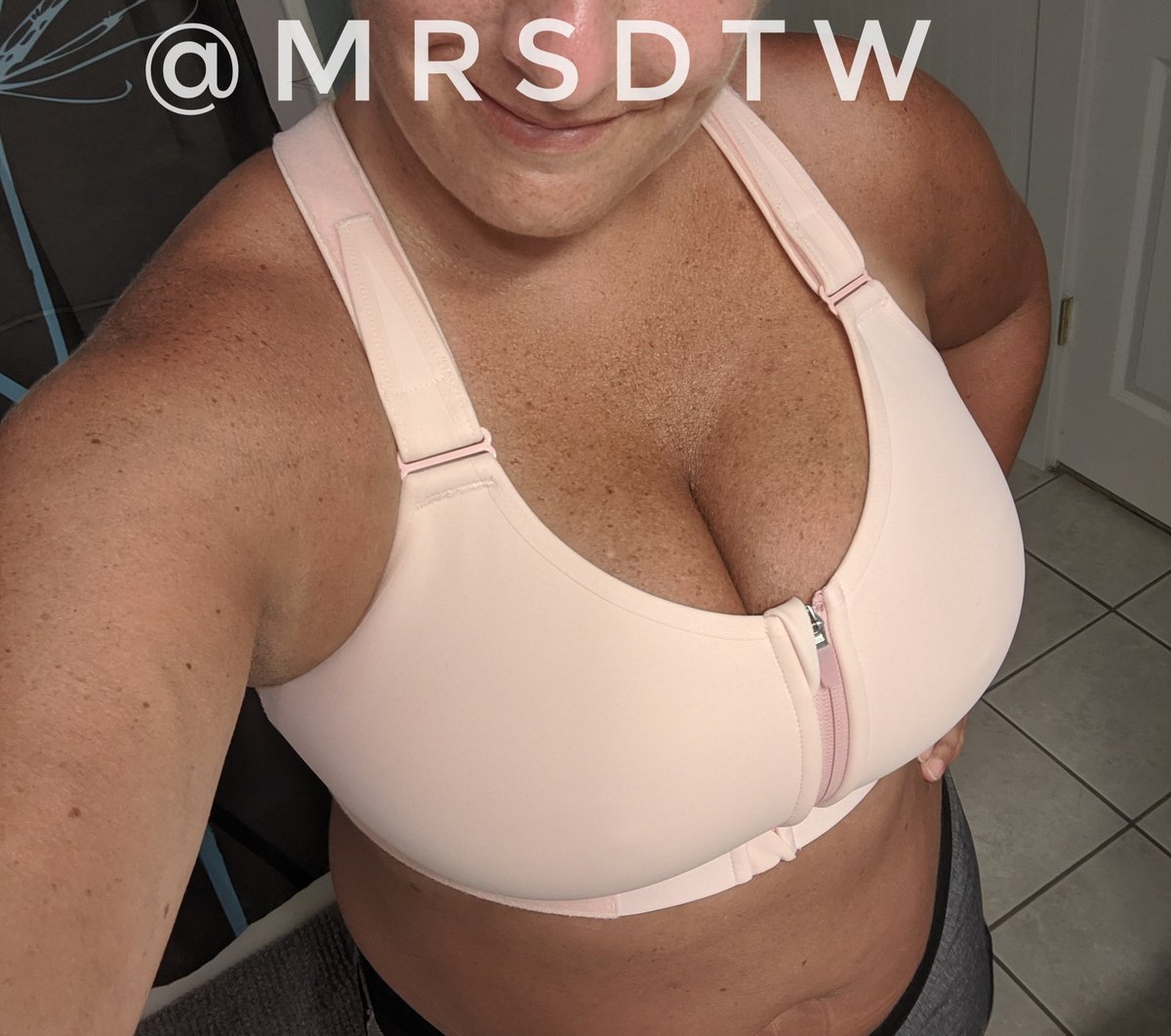 MrsDTW's tweet photo. Mid-day #MondayMotivation post... #VacaTime #MrsDTW https://t.co/ll2rvEp6SL