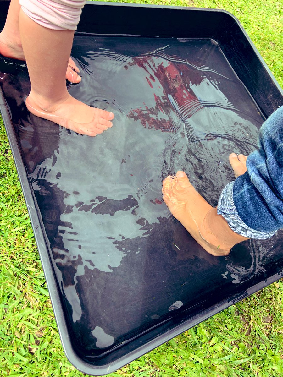 cheekyrascalz's tweet photo. Today we went on a Bear hunt! Squelch squerch, swishy swashy, splish splosh #homebasedchildcare #childcarechampions #earlyyears #outdoorlearning #sensoryplay #earlyyearsoutdoors @PACEYchildcare https://t.co/b8tg8ZjfIQ